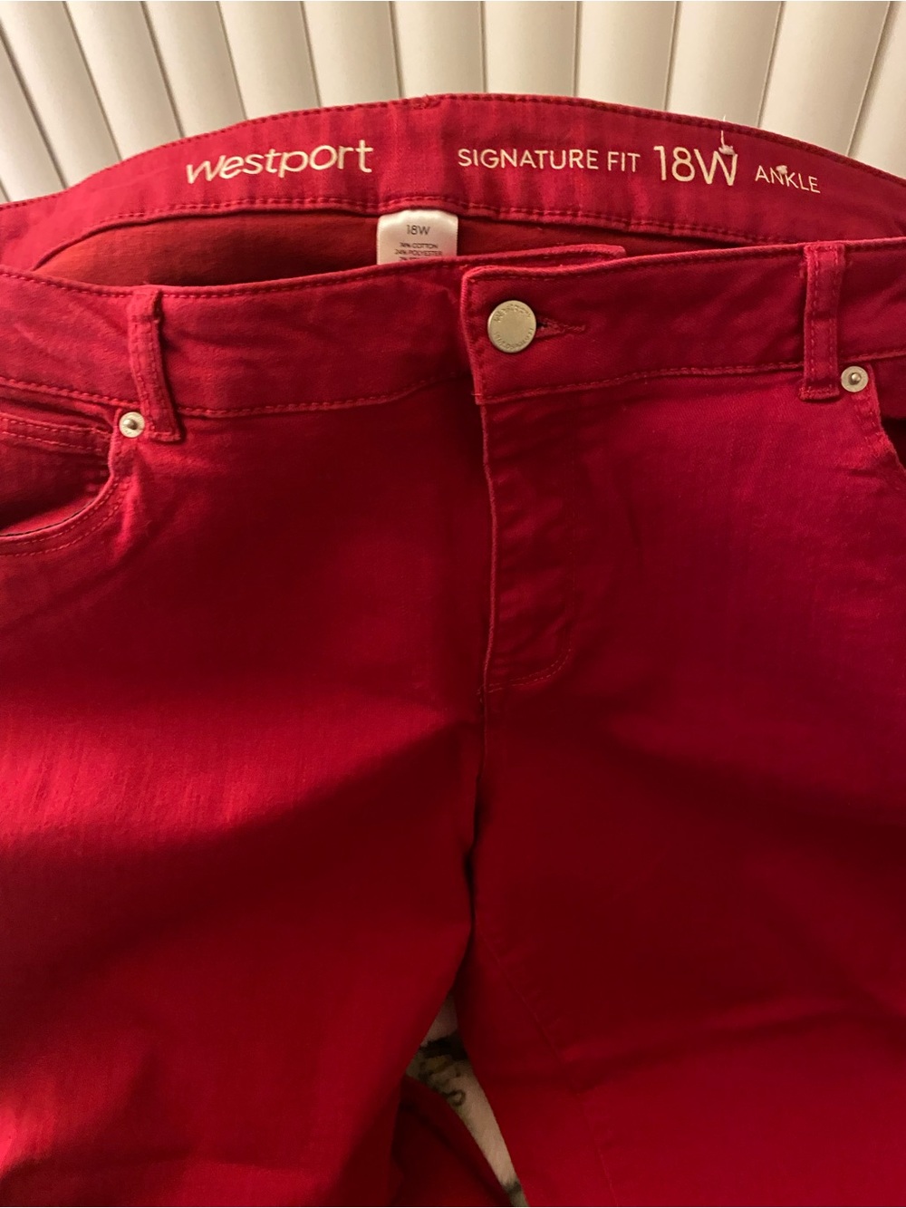 Westport Signature Fit Ankle Pants in Red 18W